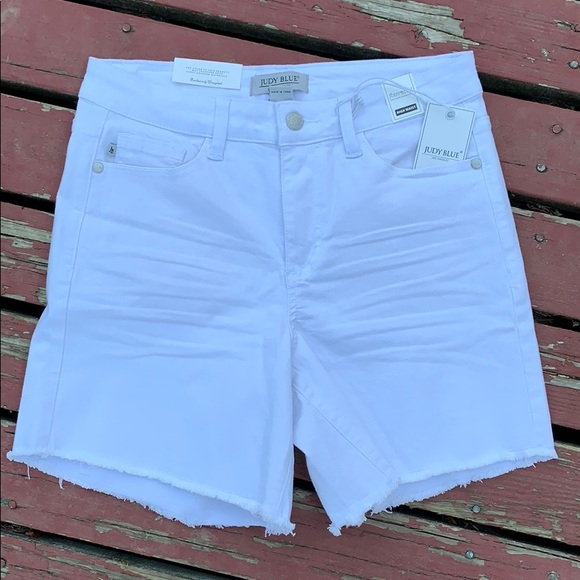 Judy Blue Pants - White Judy blue shorts!